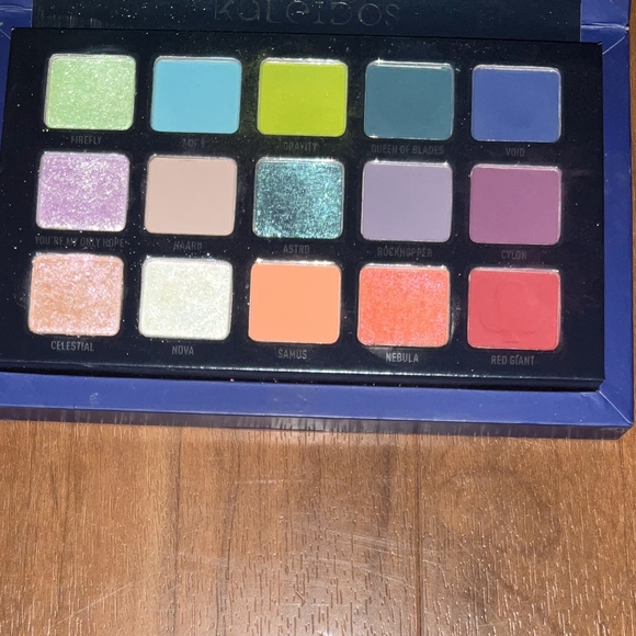 Club Nebula palette by Kaleidos x Angelica Nyqvist - Picture 2 of 4